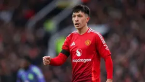 Absennya Bruno Fernandes, Lisandro Martinez Jadi Opsi Gelandang Manchester United Absennya Bruno Fernandes, Lisandro Martinez Jadi Opsi Gelandang Manchester United