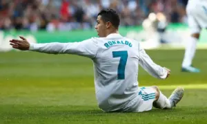 Vinicius Junior Dicemooh Suporter Madrid, Cristiano Ronaldo Pernah Alami Hal Serupa