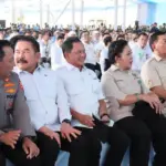 Presiden Prabowo Umumkan Swasembada Pangan di Karawang, Tito Karnavian Hadiri Panen Raya