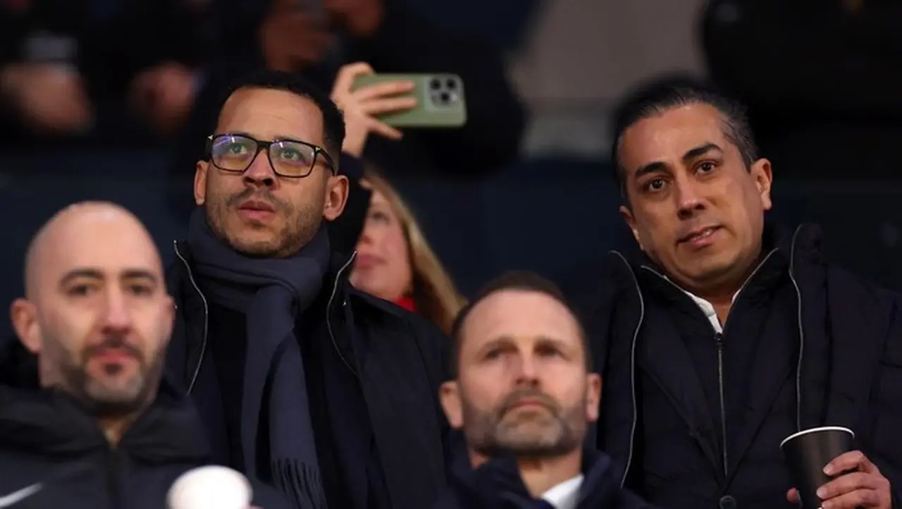 Liam Rosenior Jadi Penonton Saat Chelsea Dibantai Fulham di Kandang Lawan Liam Rosenior Jadi Penonton Saat Chelsea Dibantai Fulham di Kandang Lawan