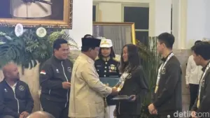 Prabowo Terkejut Lihat 5 Medali Emas SEA Games 2025 Milik Martina Ayu