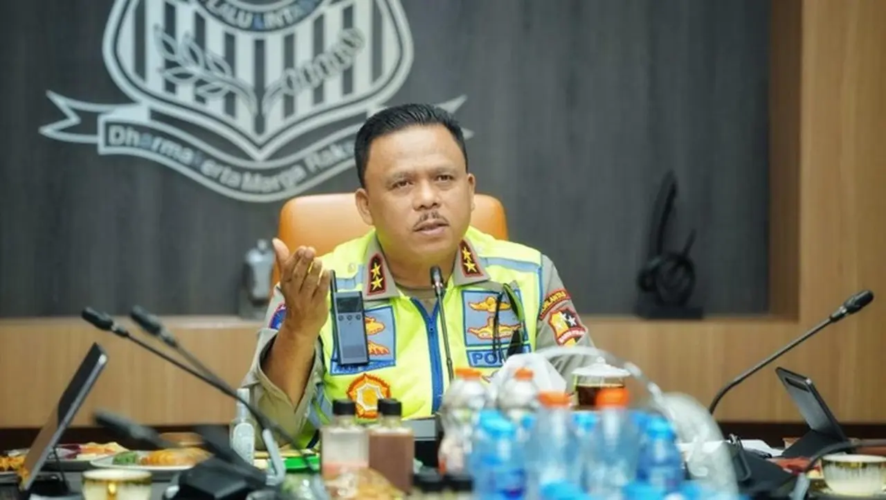 Kakorlantas Polri Matangkan Persiapan Operasi Ketupat Usai Sukses Amankan Nataru Kakorlantas Polri Matangkan Persiapan Operasi Ketupat Usai Sukses Amankan Nataru