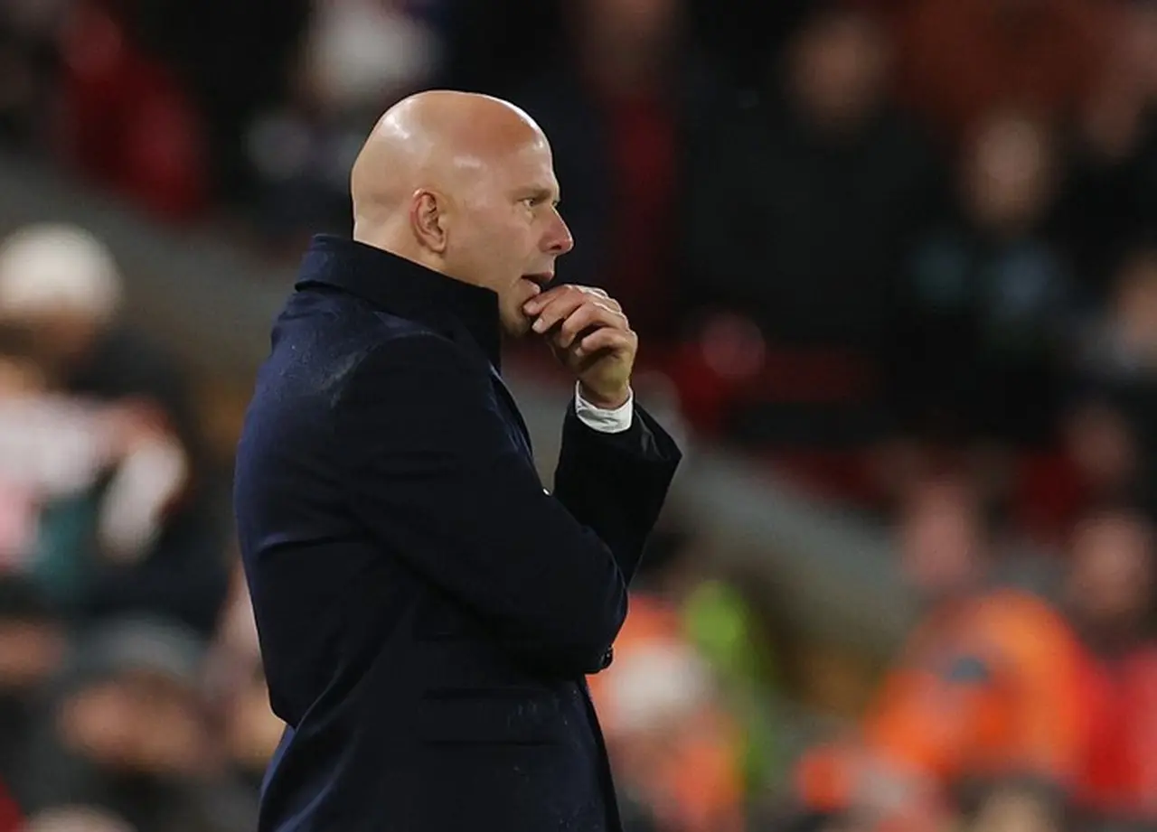 Arne Slot Tanggapi Sindiran Permainan Liverpool yang Dinilai Membosankan Arne Slot Tanggapi Sindiran Permainan Liverpool yang Dinilai Membosankan