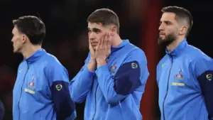 Tottenham Hotspur Dihantam Krisis: Pemain Ribut dengan Fans, Kritik Manajemen