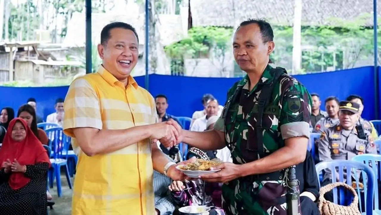 Bamsoet Apresiasi Swasembada Beras 2025, Sebut Prabowo Penuhi Janji Empat Tahun dalam Satu Tahun Bamsoet Apresiasi Swasembada Beras 2025, Sebut Prabowo Penuhi Janji Empat Tahun dalam Satu Tahun