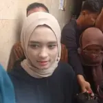 Inara Rusli Ungkap Insanul Fahmi Peduli Anak, Pernikahan Siri Tetap Berlanjut Inara Rusli Ungkap Insanul Fahmi Peduli Anak, Pernikahan Siri Tetap Berlanjut