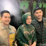 Celine Evangelista Ungkap Tantangan Perankan Ibu Tunggal di Film Horor ‘Penunggu Rumah: Buto Ijo’ Celine Evangelista Ungkap Tantangan Perankan Ibu Tunggal di Film Horor ‘Penunggu Rumah: Buto Ijo’