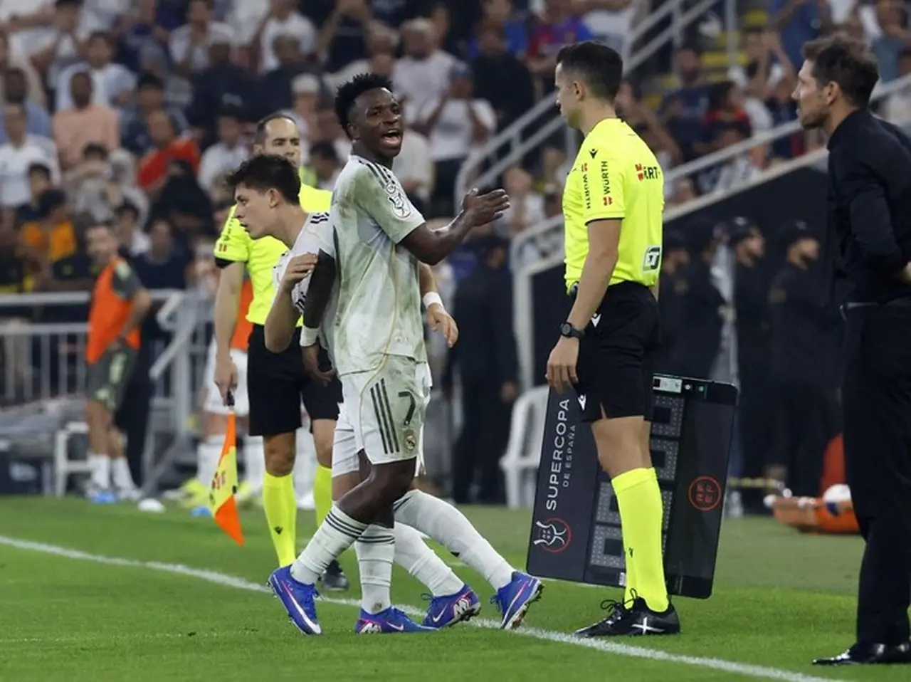 Derbi Madrid Memanas: Vinicius Junior Balas Sindiran Pedas Diego Simeone