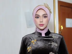 Celine Evangelista Usai Umrah: Mohon Doa yang Baik, Perbaiki Diri Lewati Masa Lalu