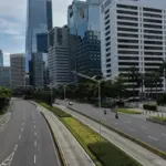 Gubernur DKI Jakarta Tegaskan Larangan Lapak UMKM di Trotoar Sudirman