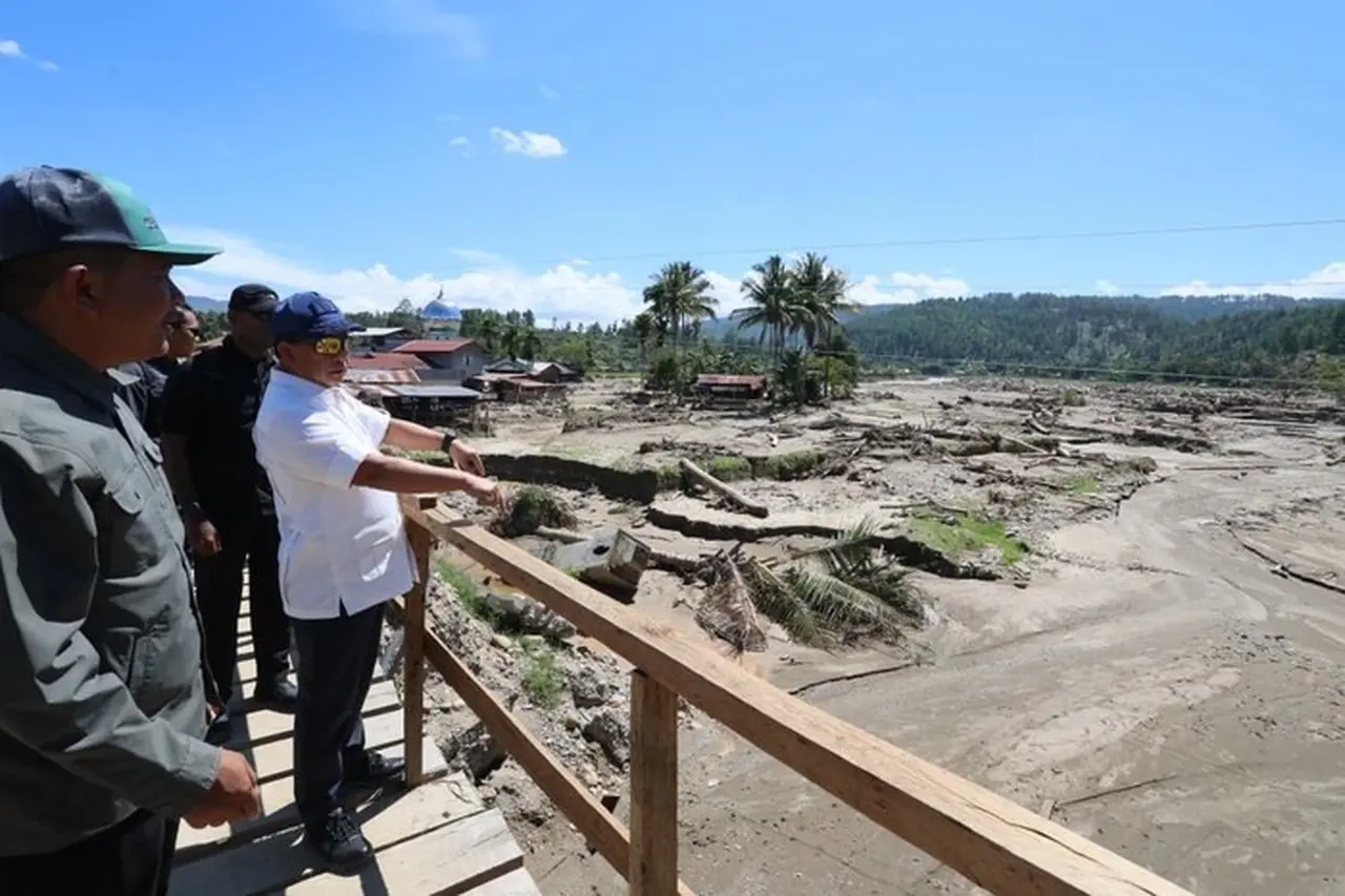 Mendagri Tito Dorong Revitalisasi Sawah Terdampak Bencana di Gayo Lues Mendagri Tito Dorong Revitalisasi Sawah Terdampak Bencana di Gayo Lues