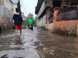Tiga Perumahan di Bekasi Terendam Banjir Akibat Hujan Deras, Air Capai 30 Cm