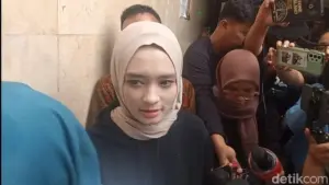 Masalah Hukum Inara Rusli Belum Usai: Laporan Dugaan Perselingkuhan dan Akses Ilegal Masih Berlanjut Masalah Hukum Inara Rusli Belum Usai: Laporan Dugaan Perselingkuhan dan Akses Ilegal Masih Berlanjut