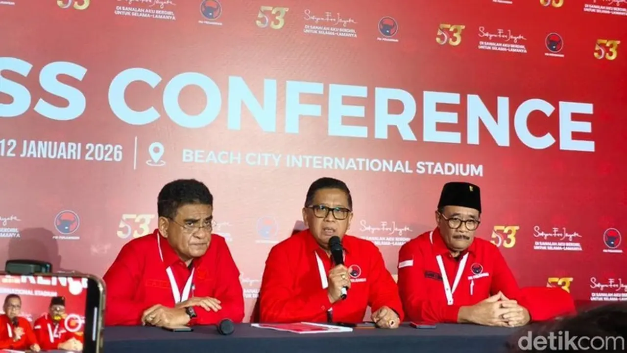 Megawati dan Rano Karno Bahas Strategi Penanganan Banjir Jakarta Saat Hujan Deras Megawati dan Rano Karno Bahas Strategi Penanganan Banjir Jakarta Saat Hujan Deras