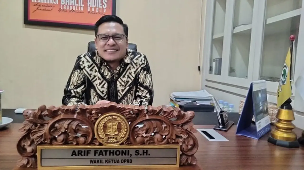 Anggaran Rp 5 Juta per RW di Surabaya Difokuskan untuk Literasi Digital dan UMKM Anggaran Rp 5 Juta per RW di Surabaya Difokuskan untuk Literasi Digital dan UMKM