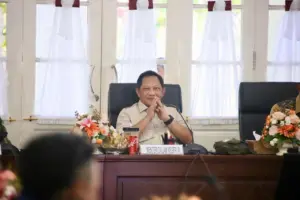 Mendagri Tito Karnavian Kumpulkan Kepala Daerah Sumbar Bahas Percepatan Pemulihan Pascabencana