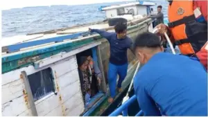 KM Nabilah Bocor di Kepulauan Seribu, 10 Penumpang dan ABK Selamat Dievakuasi