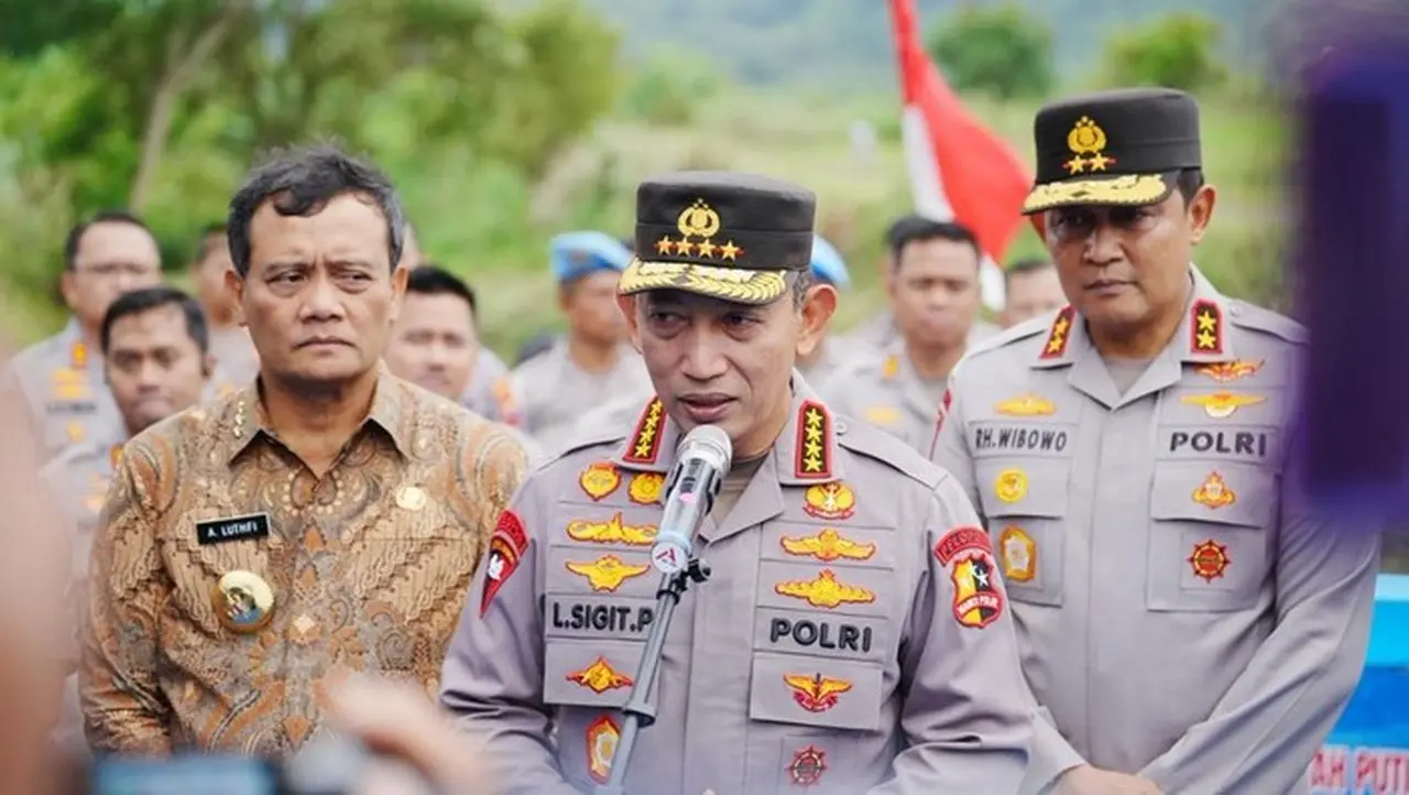 Kapolri Resmikan 19 Jembatan di Jateng, Respons Cepat Instruksi Presiden Prabowo Kapolri Resmikan 19 Jembatan di Jateng, Respons Cepat Instruksi Presiden Prabowo