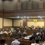 Pengacara Nadiem Makarim Bersaksi di Sidang Perintangan Penyidikan Kasus Minyak Goreng dan Timah