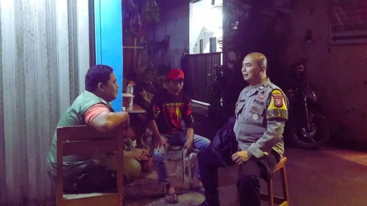 Polres Jaksel Dampingi Warga Ronda Malam, Perkuat Keamanan Lingkungan di Ibu Kota