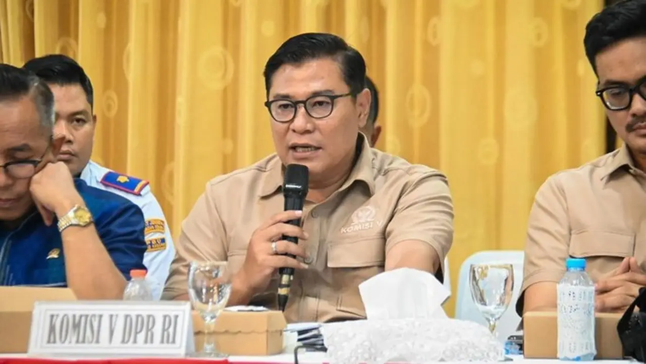 DPR Gerindra Dukung Pemanfaatan Kayu Banjir Sumatera untuk Rehabilitasi Pasca Bencana DPR Gerindra Dukung Pemanfaatan Kayu Banjir Sumatera untuk Rehabilitasi Pasca Bencana