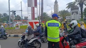 Libur Isra Mikraj, Polres Bogor Kembali Kerahkan Supeltas Atur Lalin Puncak