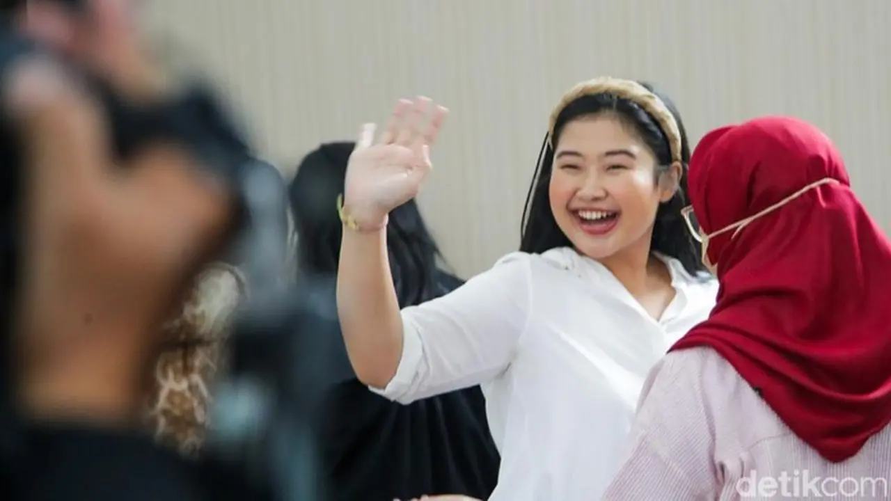 Hakim Perintahkan Akun Instagram Laras Dimusnahkan, iPhone 16 Dirampas Negara Hakim Perintahkan Akun Instagram Laras Dimusnahkan, iPhone 16 Dirampas Negara