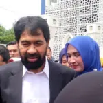 Mualem: Jembatan Antar Desa di Aceh Masih Rusak, Siswa Terpaksa Naik Rakit ke Sekolah