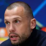 John Heitinga Gabung Tottenham sebagai Asisten Manajer, Gantikan Posisi Arne Slot