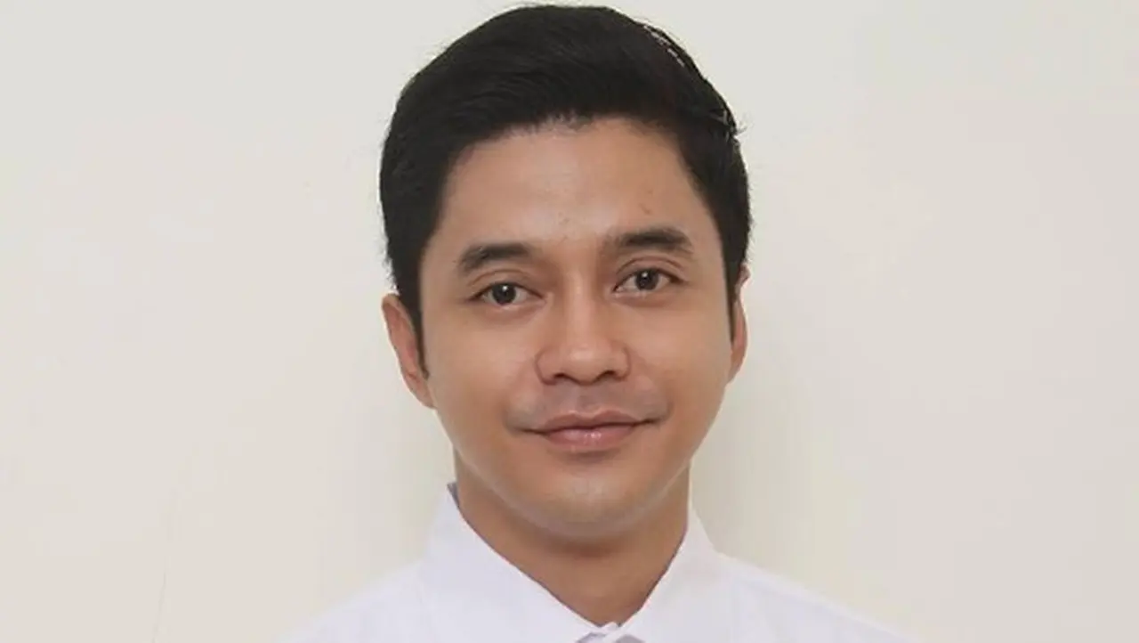 Adly Fairuz Diduga ‘PHP’ Kembalikan Uang Rp500 Juta untuk Masuk Akpol Adly Fairuz Diduga ‘PHP’ Kembalikan Uang Rp500 Juta untuk Masuk Akpol