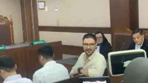 Ammar Zoni Bantah Jadi ‘Gudang’ Sabu, Keterangan di Sidang Berbeda dengan BAP