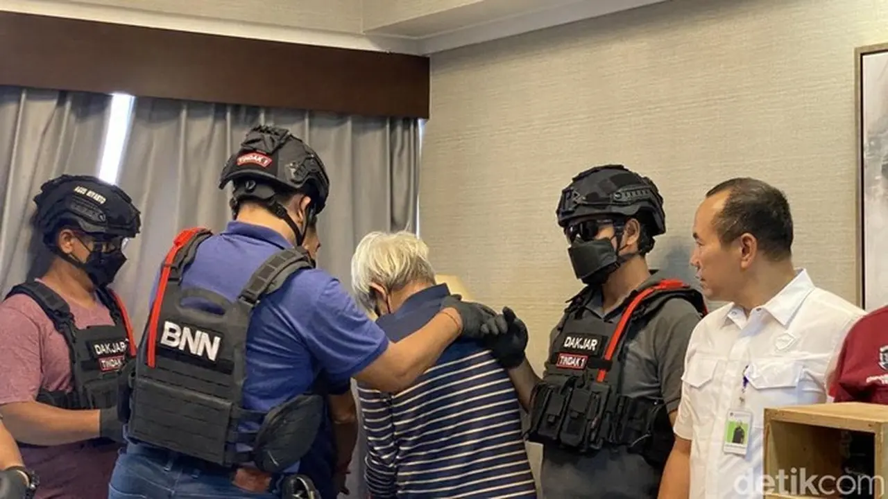 BNN Ungkap Produksi Vape Etomidate di Jaksel, Sita Ribuan Cartridge dan Tangkap Dua WNA