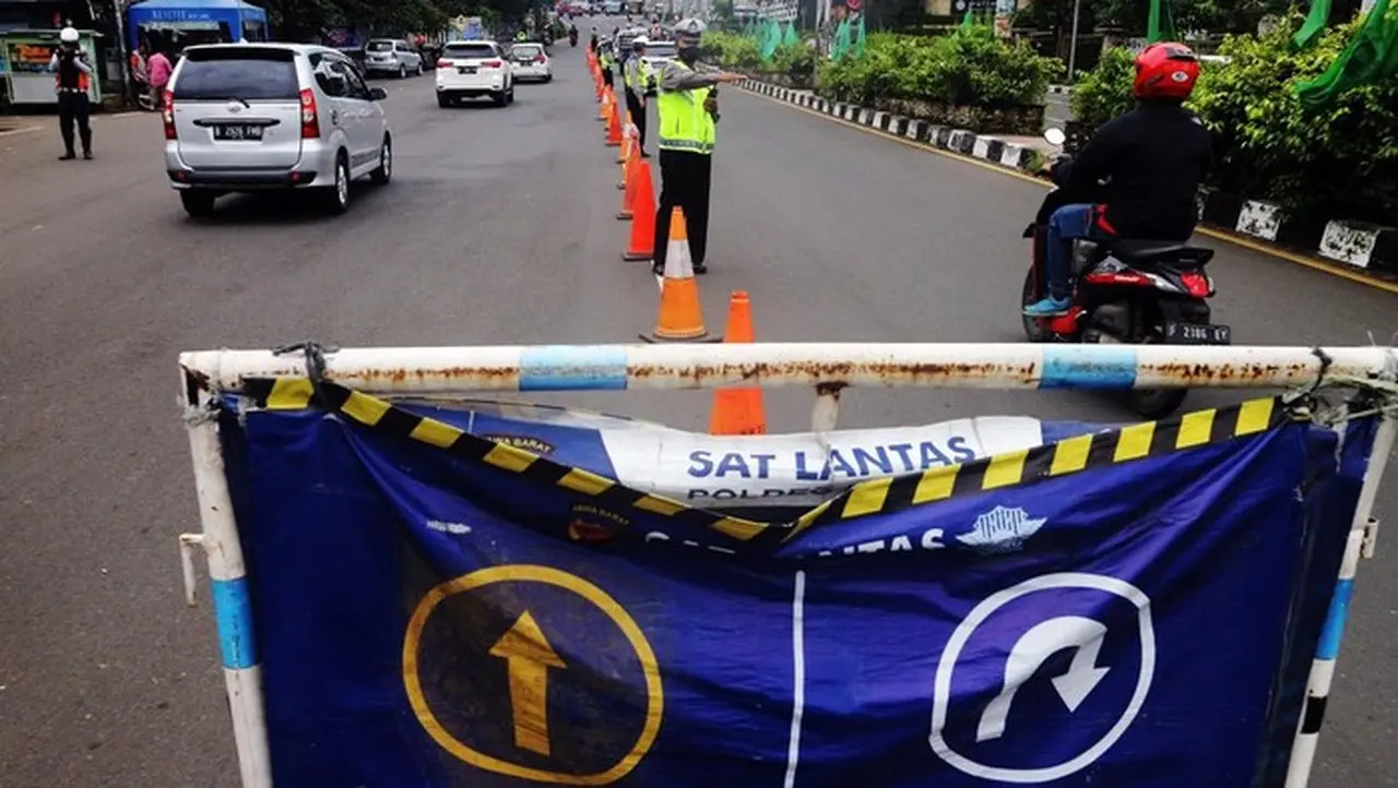 Antisipasi Macet Libur Panjang, Polisi Terapkan Ganjil Genap di Puncak Bogor Antisipasi Macet Libur Panjang, Polisi Terapkan Ganjil Genap di Puncak Bogor