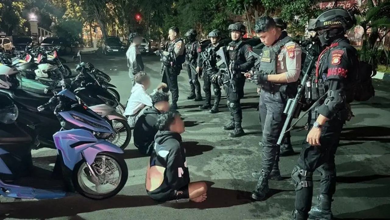 Polisi Gagalkan Tawuran dan Balap Liar di Jaktim, Sita Panah dan Celurit Polisi Gagalkan Tawuran dan Balap Liar di Jaktim, Sita Panah dan Celurit