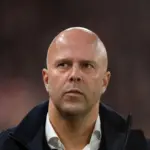 Arne Slot Akui Krisis Bek Liverpool, Tapi Enggan Berjanji Soal Transfer