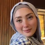 Della Puspita Buka Pintu Maaf untuk Suami, Tunggu Bukti Perubahan Nyata Della Puspita Buka Pintu Maaf untuk Suami, Tunggu Bukti Perubahan Nyata