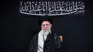 Khamenei Tuding AS-Israel Dalang Demo Ricuh Iran, Ribuan Tewas