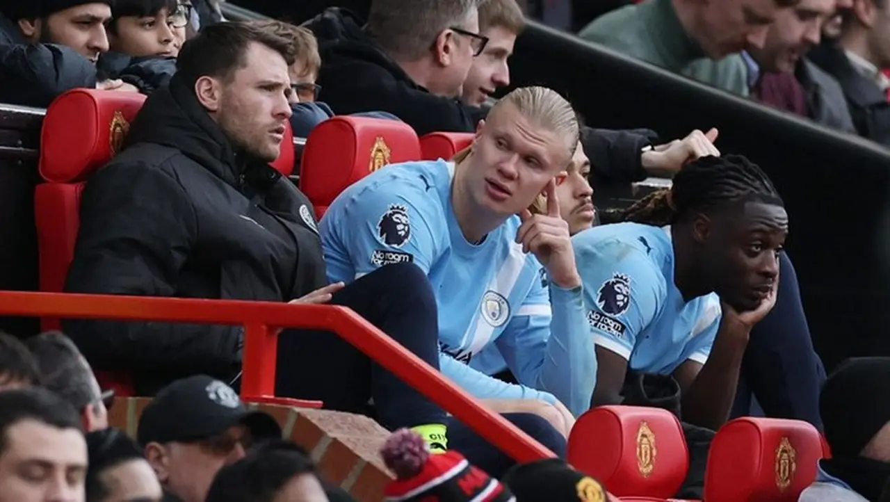 Erling Haaland ‘Menghilang’ di Derby Manchester, Statistiknya Memburuk Drastis