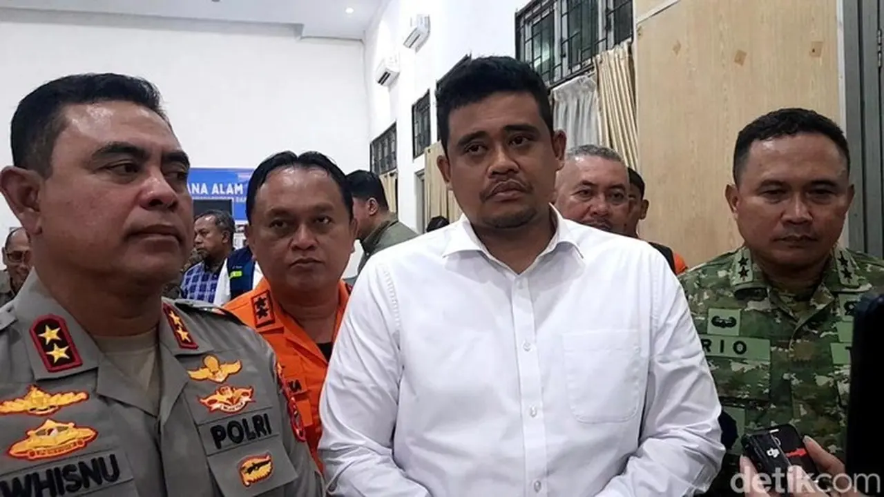 Sumut Beralih ke Masa Transisi Bencana, Gubernur Bobby Pastikan Pencarian Korban Tetap Berlanjut Sumut Beralih ke Masa Transisi Bencana, Gubernur Bobby Pastikan Pencarian Korban Tetap Berlanjut