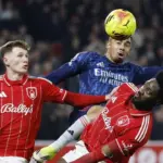 Arteta dan Dyche Bersitegang Soal Handball Ola Aina dalam Laga Arsenal vs Nottingham Forest