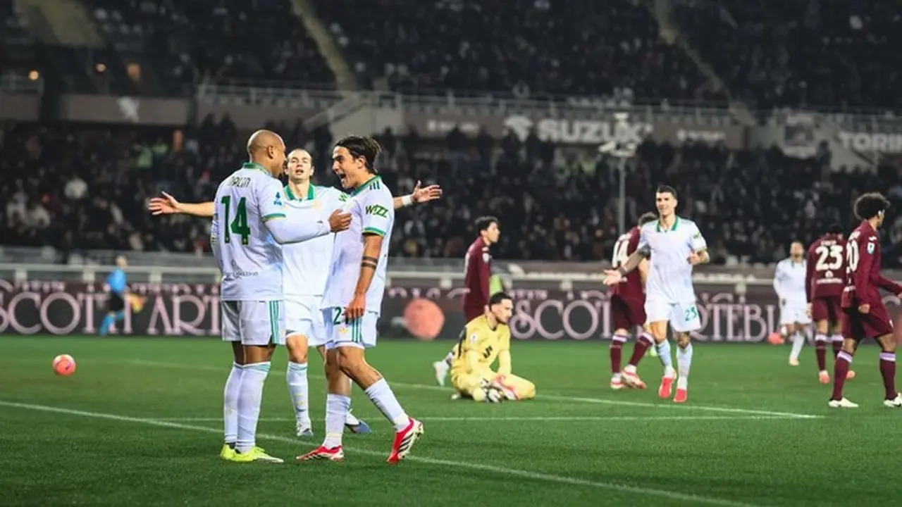 Donyell Malen Debut Gemilang, AS Roma Taklukkan Torino 2-0 di Liga Italia