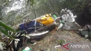 Keluarga Pilot ATR 42-500 yang Jatuh di Pangkep Berharap Mukjizat di Tengah Serpihan Pesawat