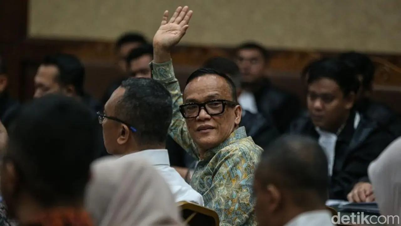Jaksa KPK Uraikan Alur Suap Rp 3 Miliar ke Eks Wamenaker Immanuel Ebenezer
