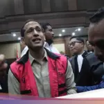 Kubu Nadiem Makarim Akan Laporkan 3 Saksi Kasus Korupsi Chromebook ke KPK Kubu Nadiem Makarim Akan Laporkan 3 Saksi Kasus Korupsi Chromebook ke KPK