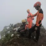 Evakuasi Korban ATR 42-500 di Gunung Bulusaraung Berlanjut, Tim SAR Temukan Bagian Tubuh dan Barang Pribadi