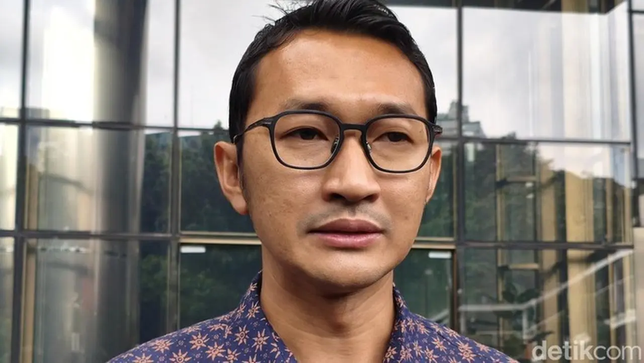 Wali Kota Madiun Maidi Terjaring OTT KPK Bersama ASN dan Swasta Wali Kota Madiun Maidi Terjaring OTT KPK Bersama ASN dan Swasta