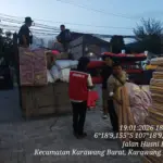 Kemensos Kirim Bantuan Logistik untuk Ribuan Warga Korban Banjir Karawang