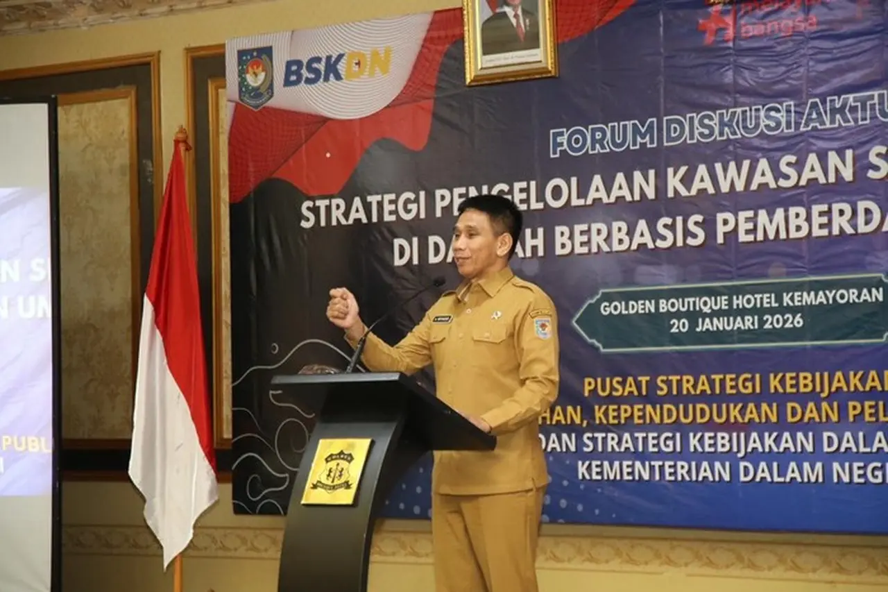 Wamendagri Dorong Pengelolaan Stadion Sepak Bola Berdayakan UMKM Lokal