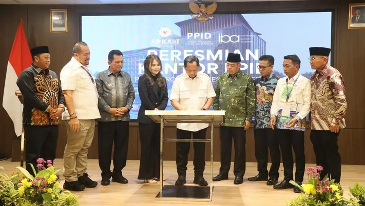 Mendagri Resmikan Kantor PPID di Batam, Dorong Promosi Produk Kerajinan Daerah ke Mancanegara Mendagri Resmikan Kantor PPID di Batam, Dorong Promosi Produk Kerajinan Daerah ke Mancanegara