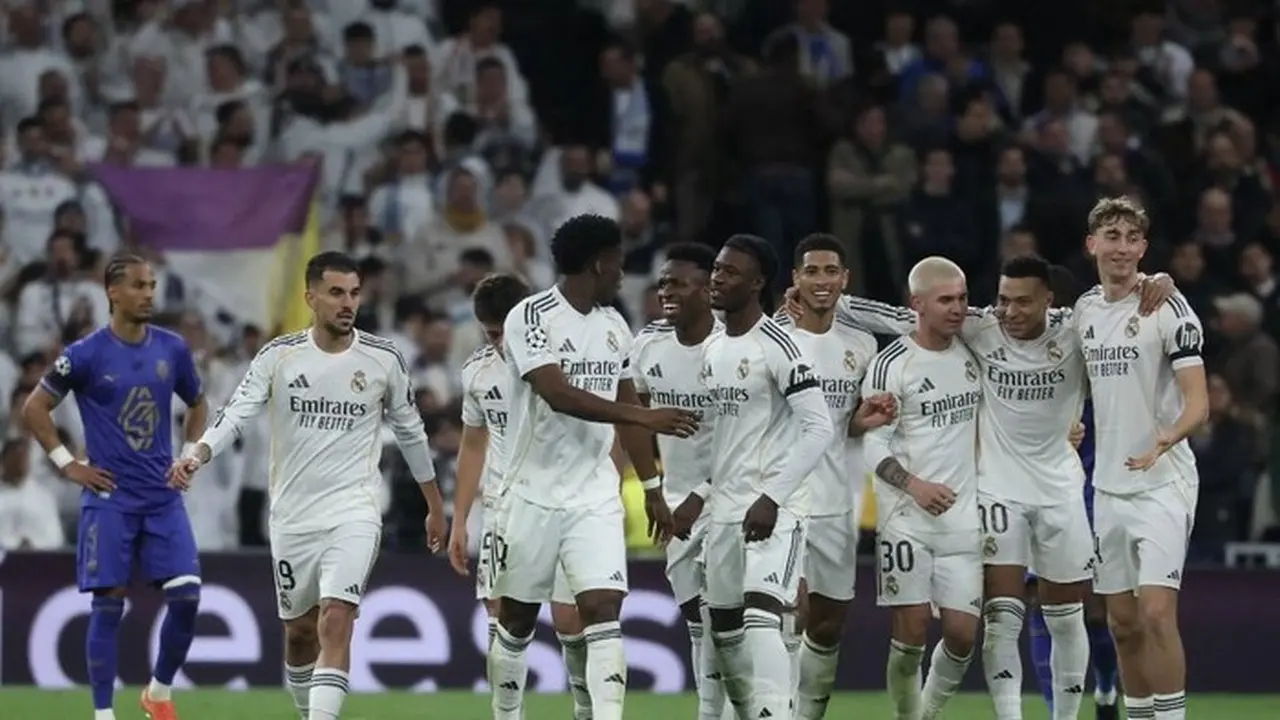 Real Madrid Pesta Gol ke AS Monaco, Arbeloa Puji Peran Suporter Bernabeu